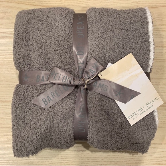 Barefoot Dreams | Bedding | Nwt Gray Barefoot Dreams Throw Blanket |  Poshmark